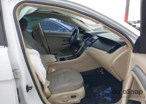 2017 Ford Taurus Se z USA, uszkodzony, nr VIN 1FAHP2D8XHG111044